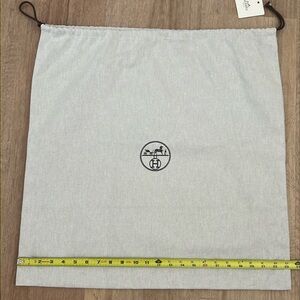 COPY - Hermes package dust bag
